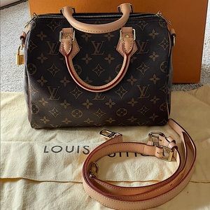 ❌sold p🅿️❌ Louis Vuitton Speedy Bandolier 25